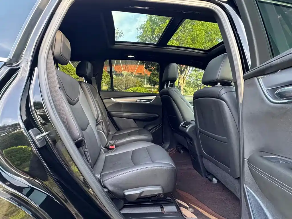 Cadillac XT6 — фото 4