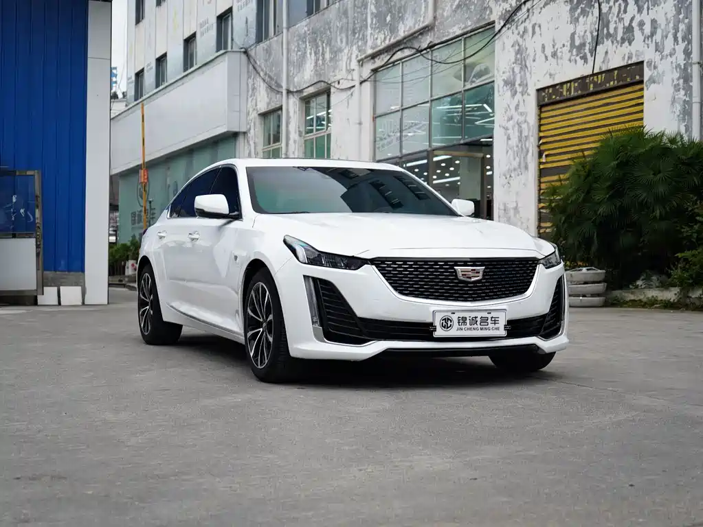 Cadillac CT5 — фото 2