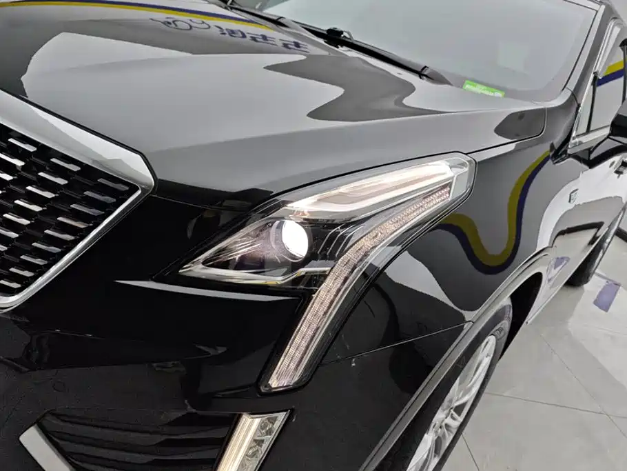 Cadillac XT5 — фото 5