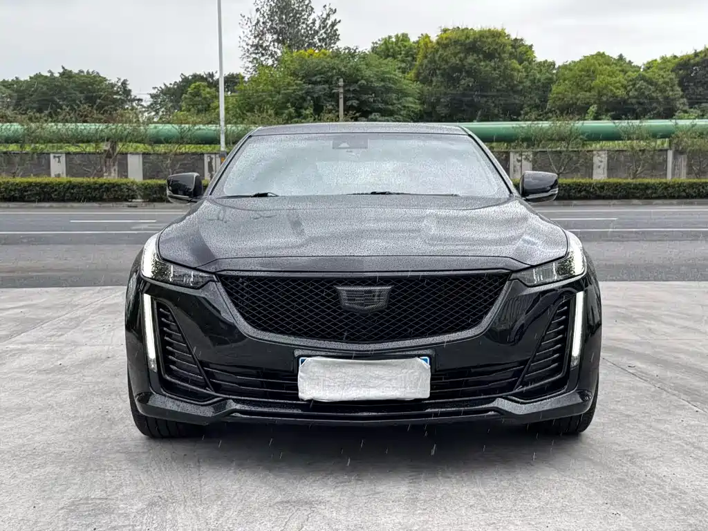 Cadillac CT5 — фото 2