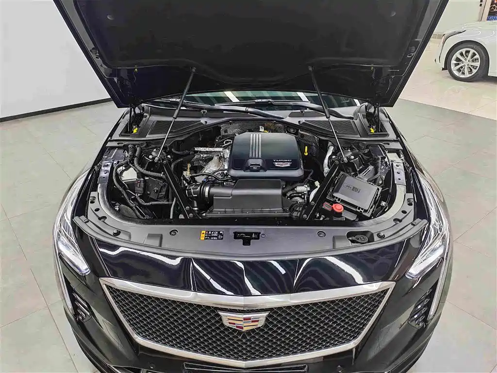 Cadillac CT6 — фото 4