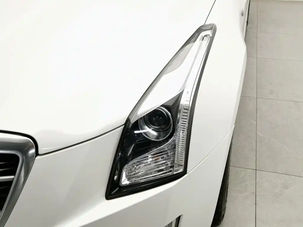 Cadillac ATS-L — фото 7
