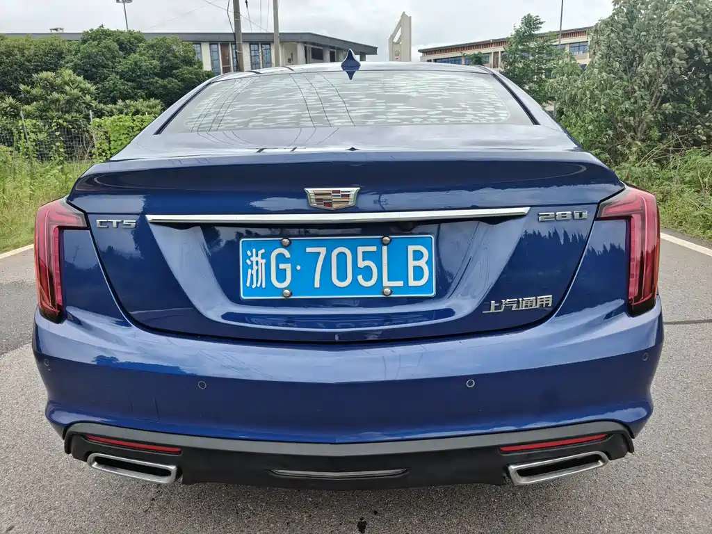 Cadillac CT5 — фото 5