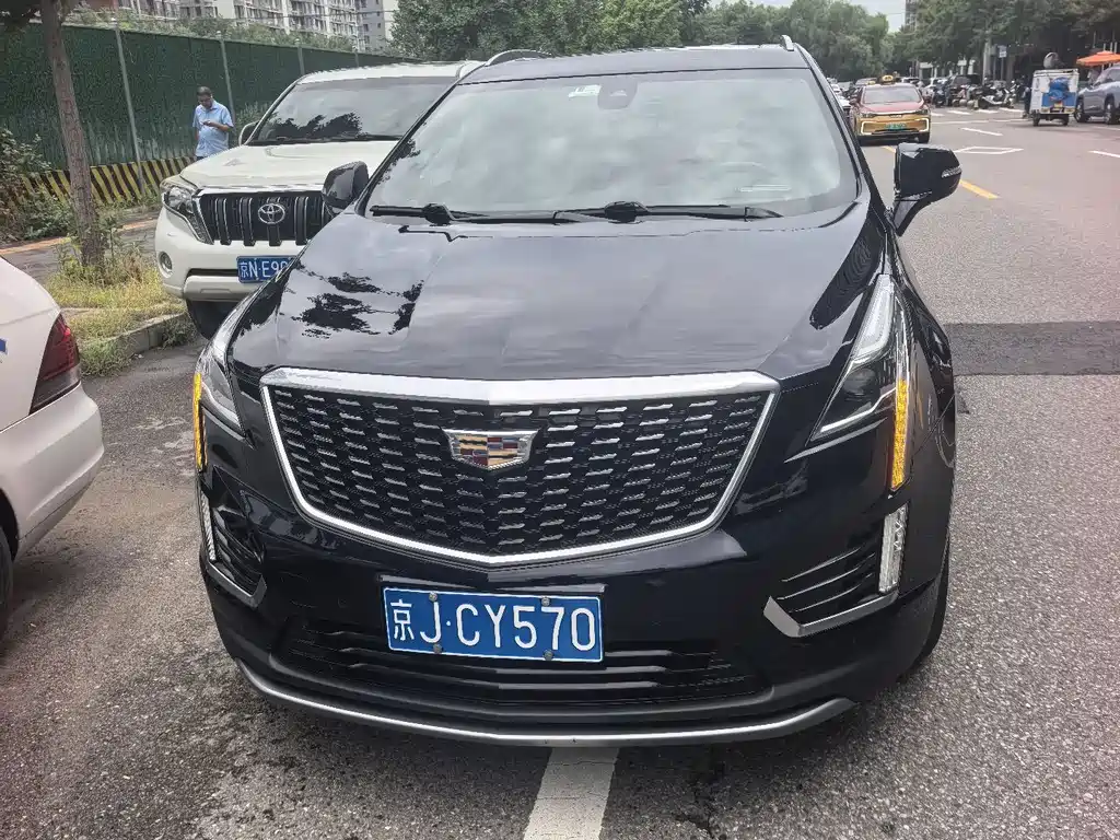 Cadillac XT5 — фото 2