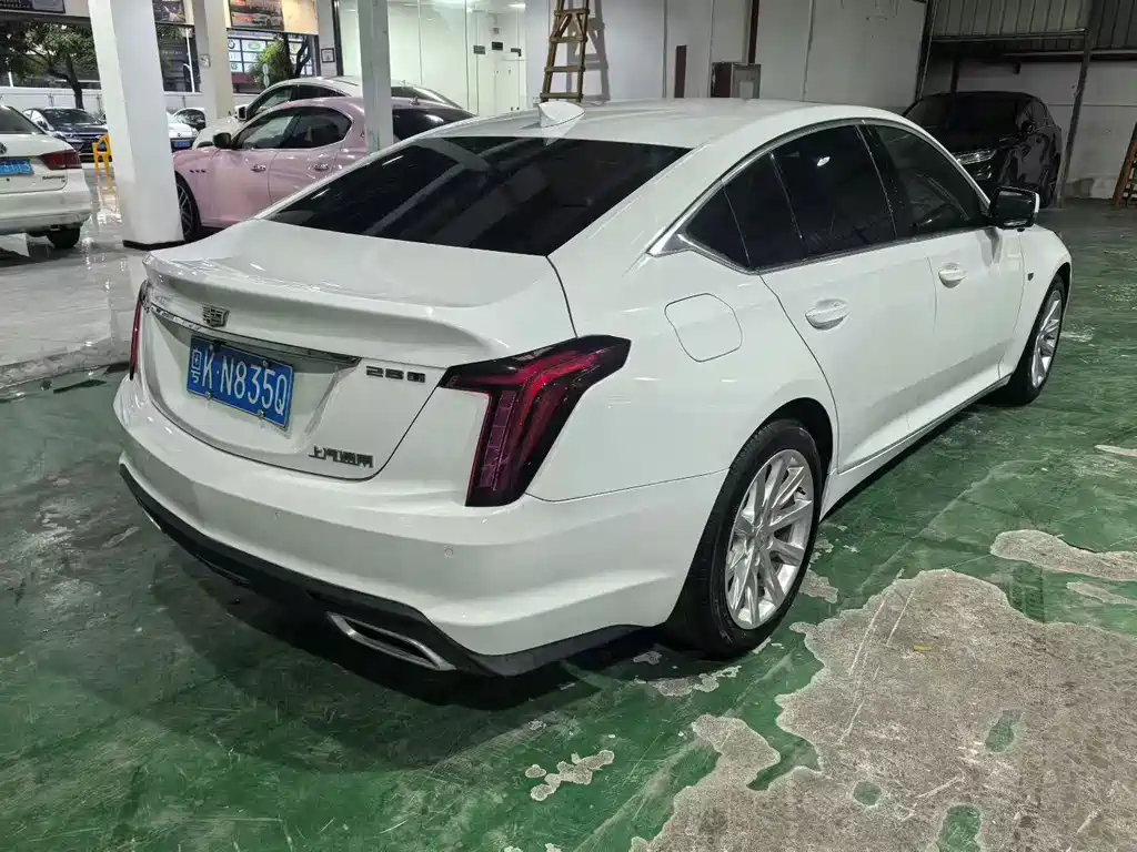 Cadillac CT5 — фото 3