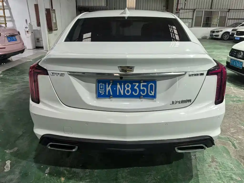 Cadillac CT5 — фото 4