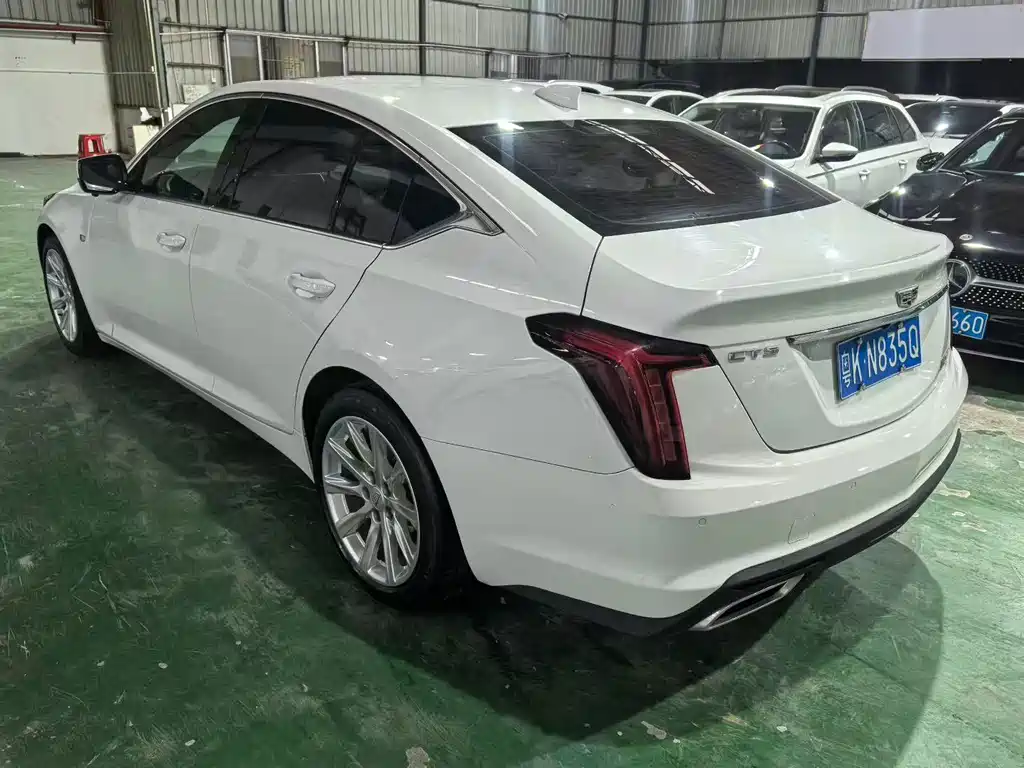 Cadillac CT5 — фото 5