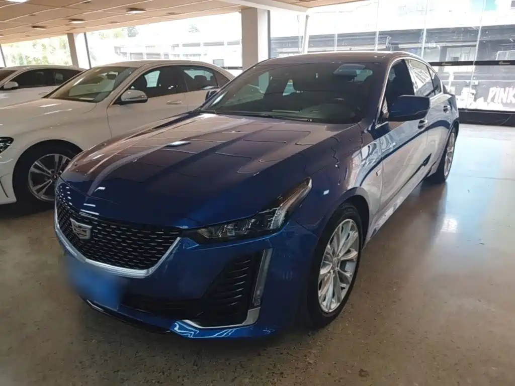 Cadillac CT5 — фото 2