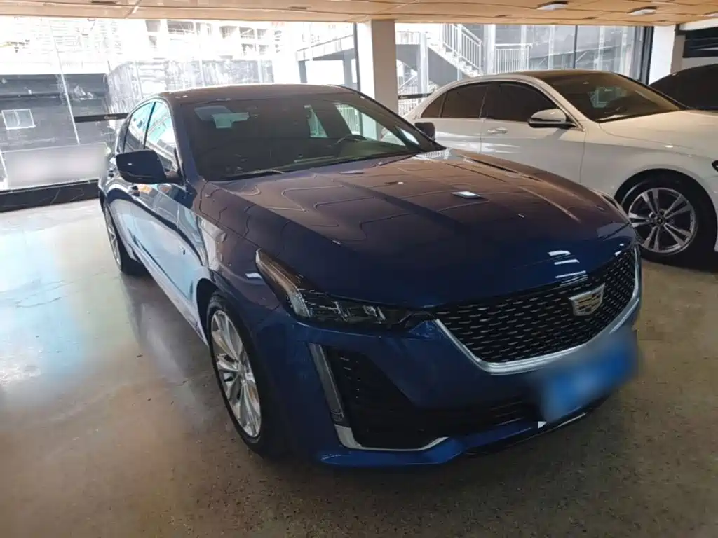 Cadillac CT5 — фото 4