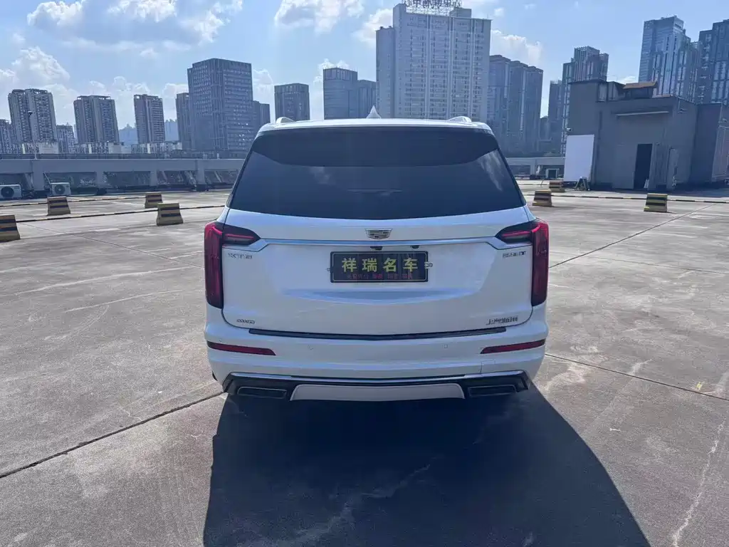 Cadillac XT6 — фото 3