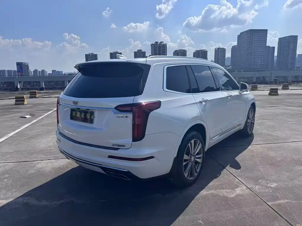 Cadillac XT6 — фото 4