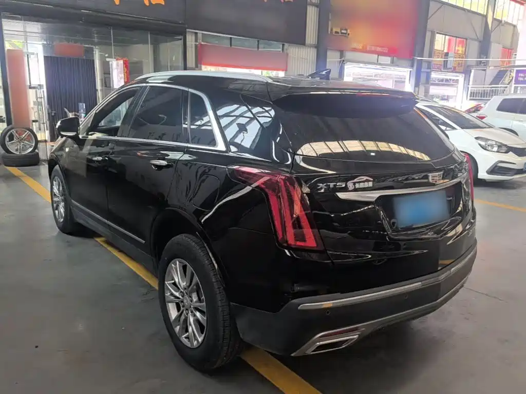 Cadillac XT5 — фото 5