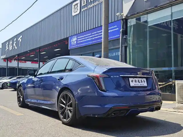 Cadillac CT5 — фото 4