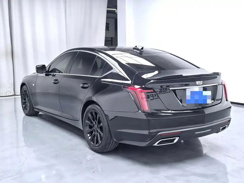 Cadillac CT5 — фото 4