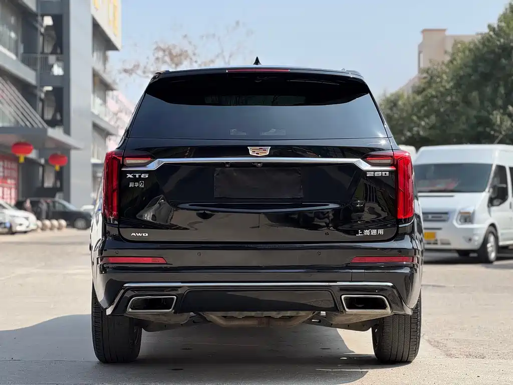 Cadillac XT6 — фото 7
