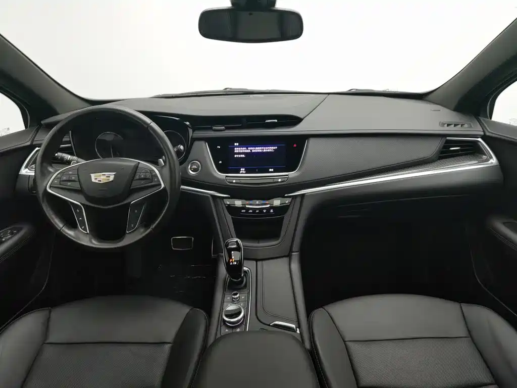 Cadillac XT5 — фото 5