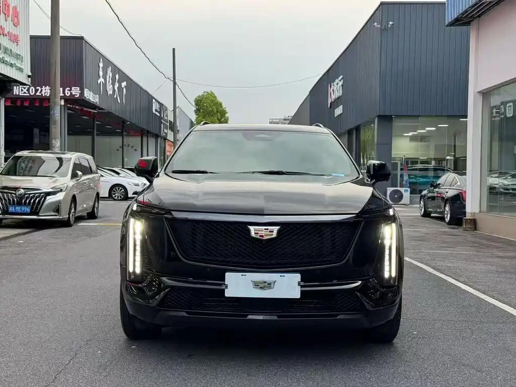 Cadillac XT5 — фото 2