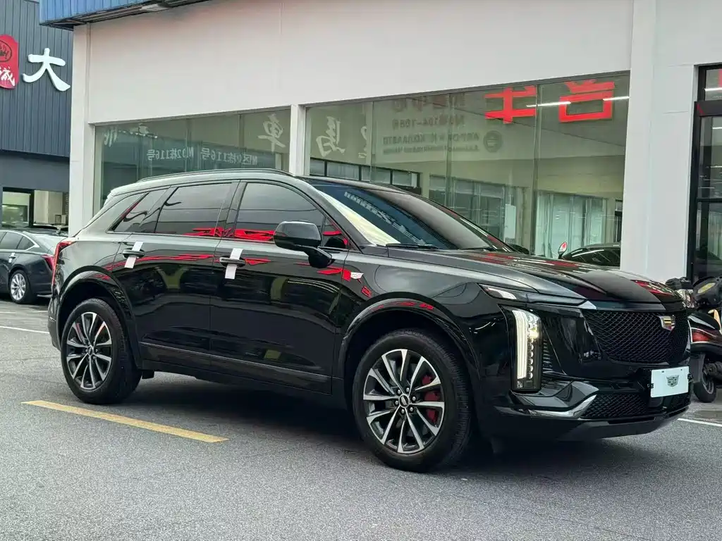 Cadillac XT5 — фото 3