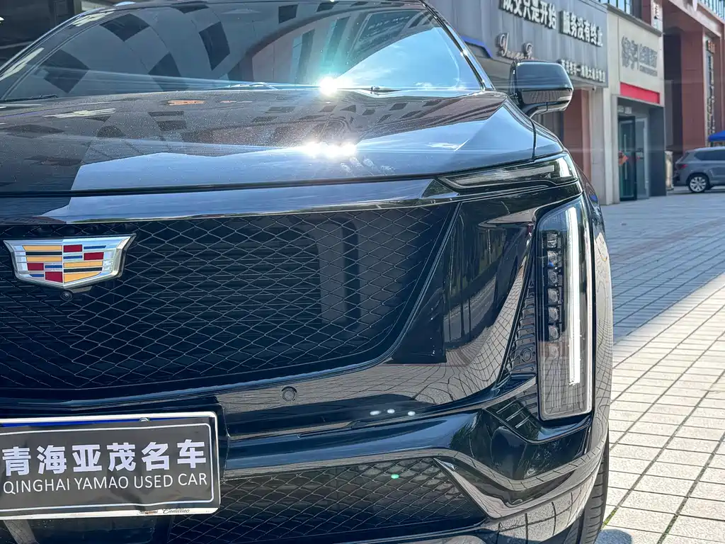 Cadillac XT5 — фото 4
