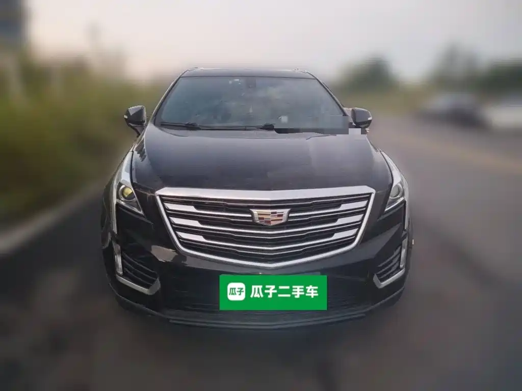 Cadillac XT5 — фото 8