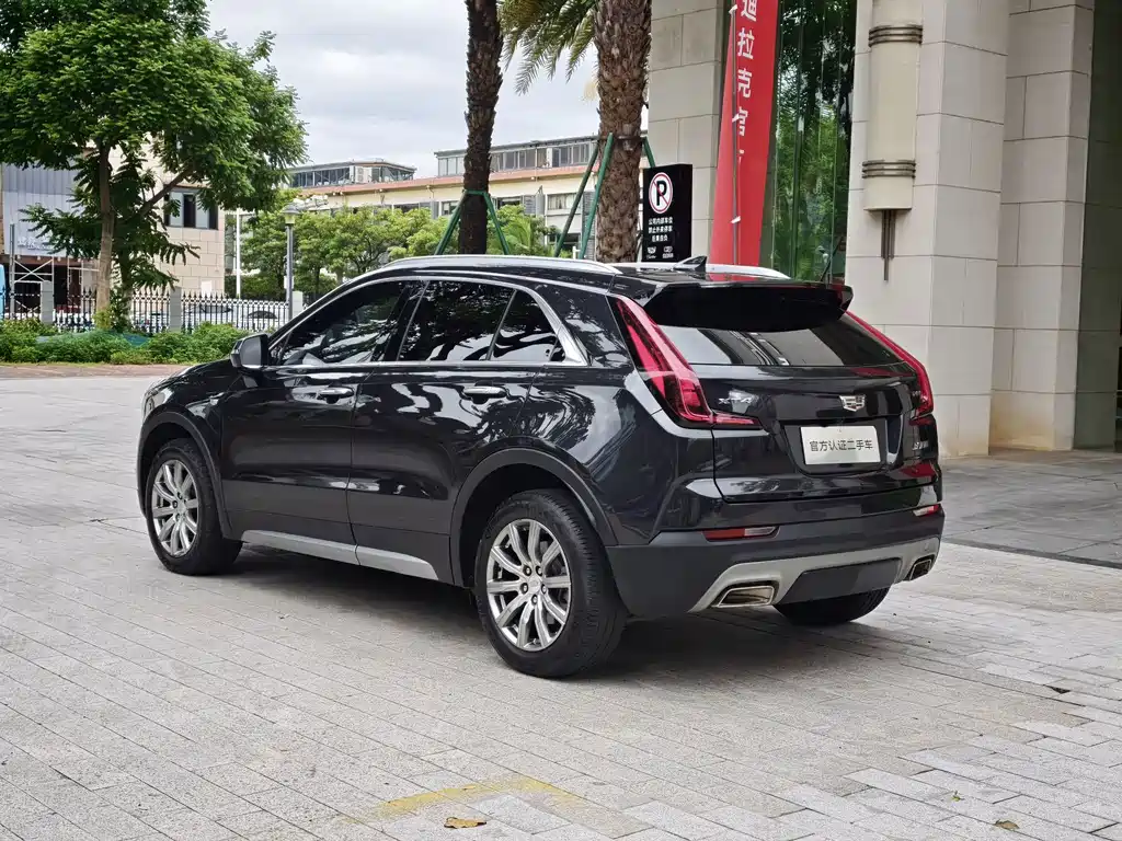 Cadillac XT4 — фото 5