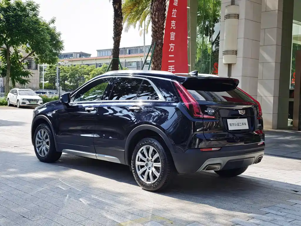 Cadillac XT4 — фото 5