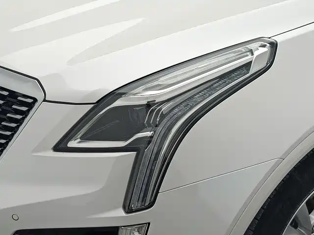 Cadillac XT5 — фото 15