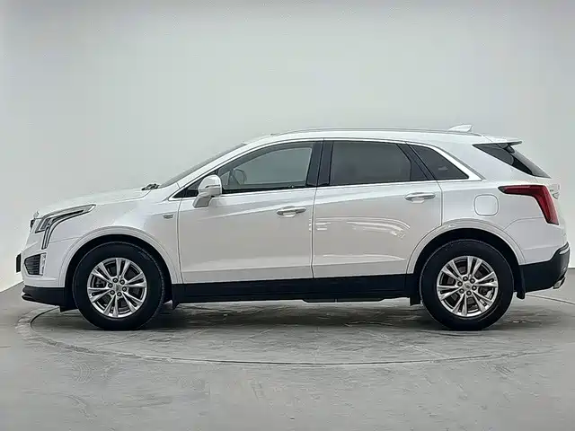 Cadillac XT5 — фото 3