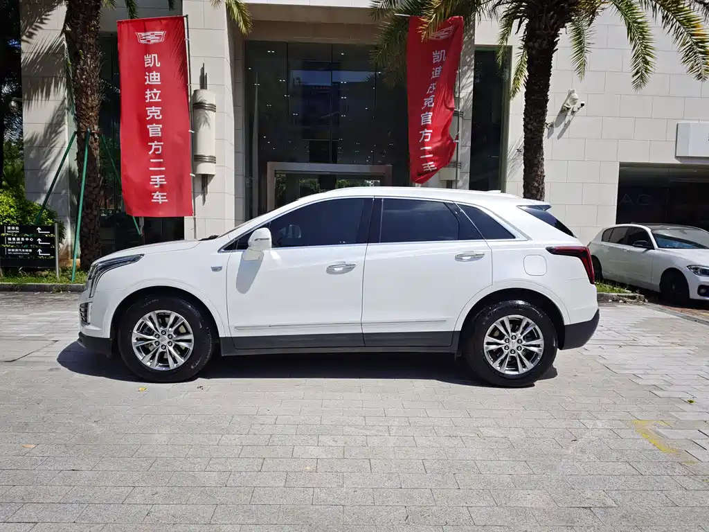 Cadillac XT5 — фото 4
