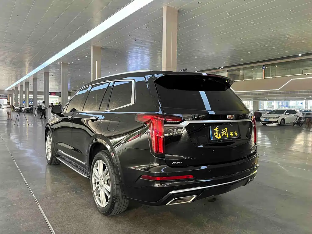 Cadillac XT6 — фото 5