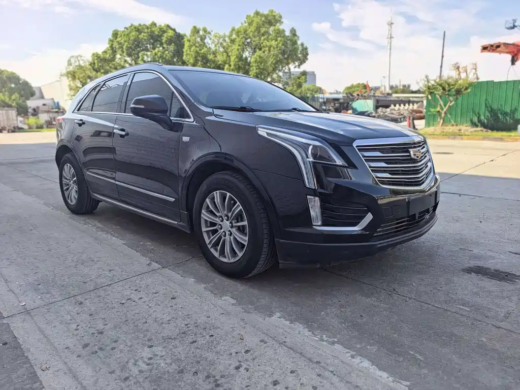 Cadillac XT5 — фото 2