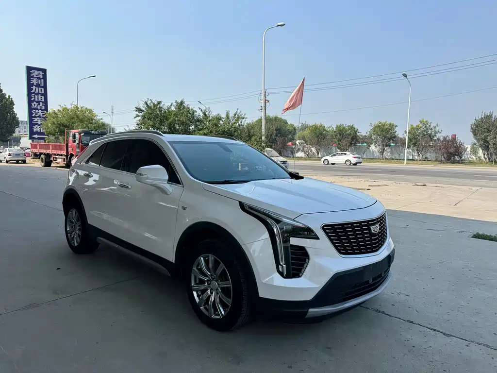 Cadillac XT4 — фото 9