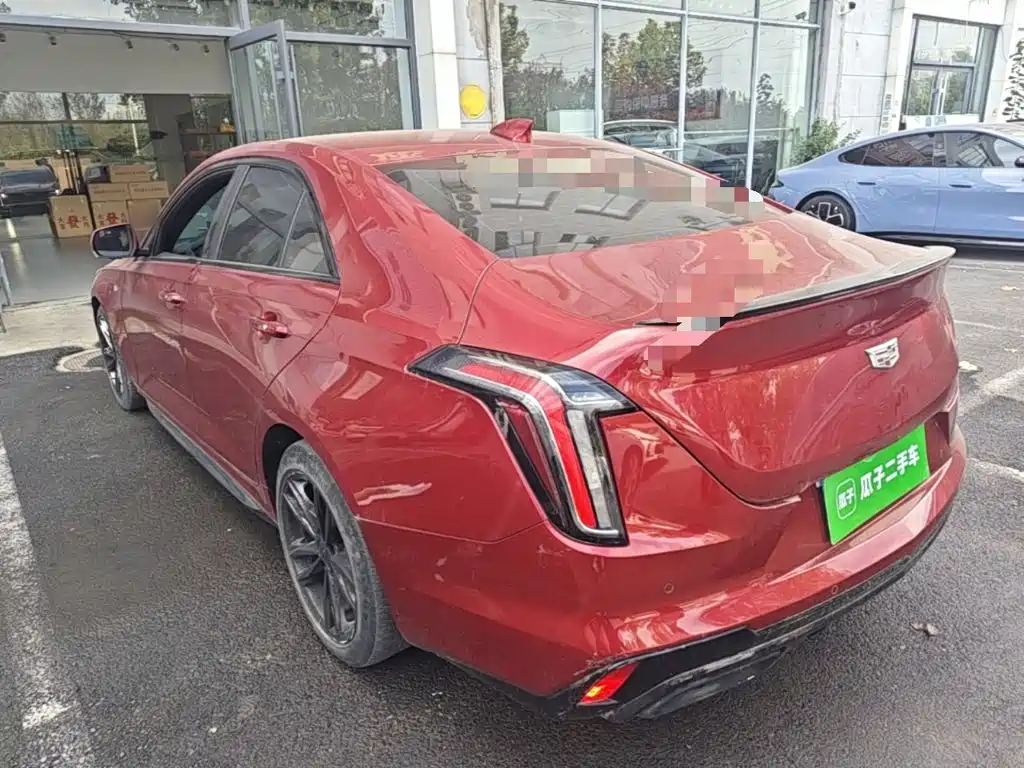 Cadillac CT4 — фото 5