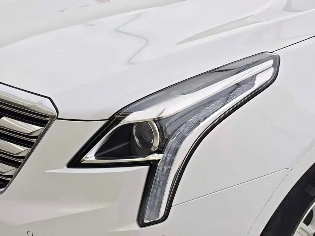 Cadillac XT5 — фото 4