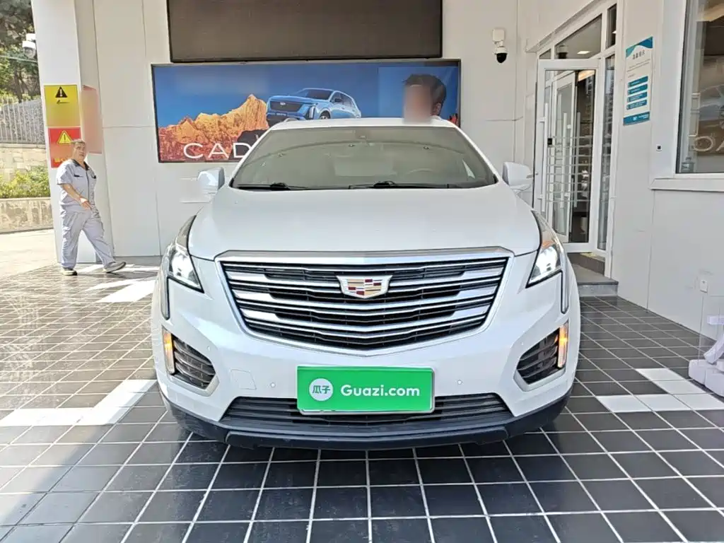 Cadillac XT5 — фото 3