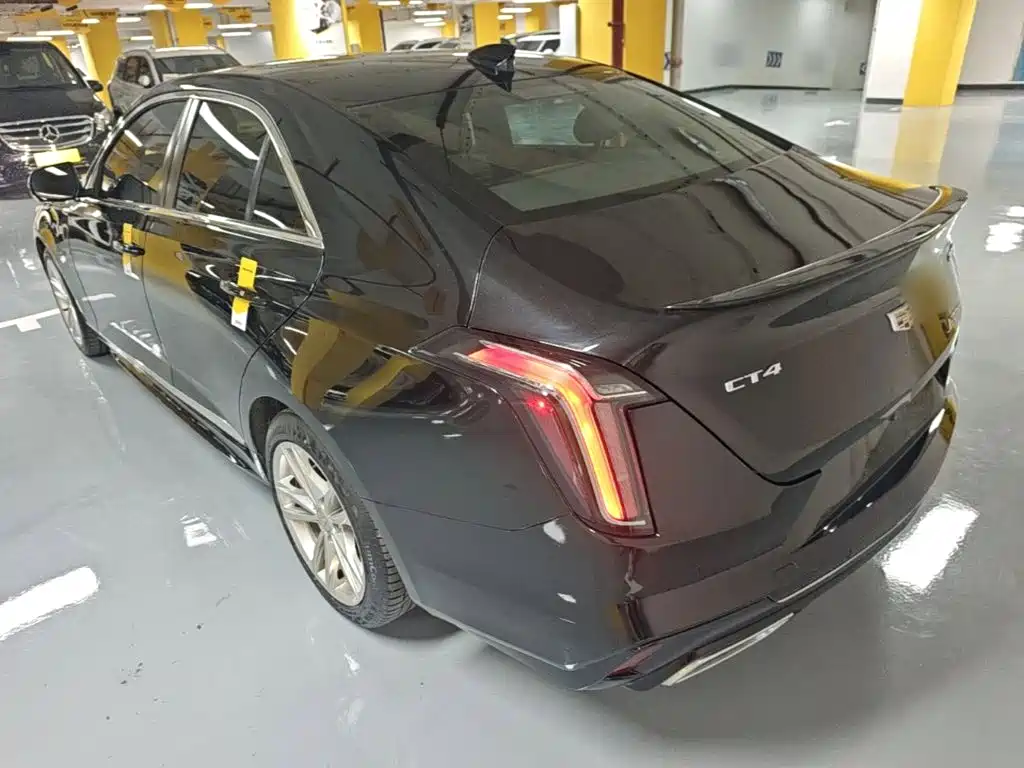 Cadillac CT4 — фото 5