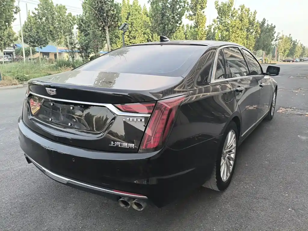 Cadillac CT6 — фото 7