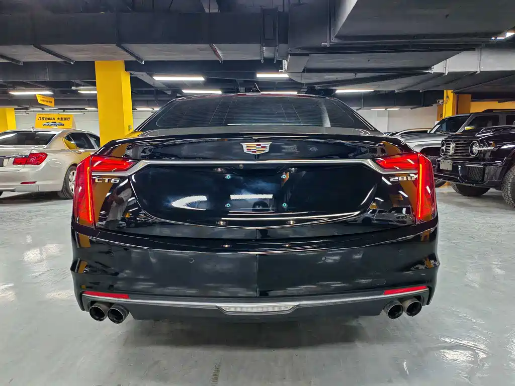 Cadillac CT6 — фото 8