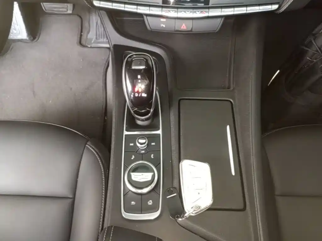 Cadillac CT5 — фото 14