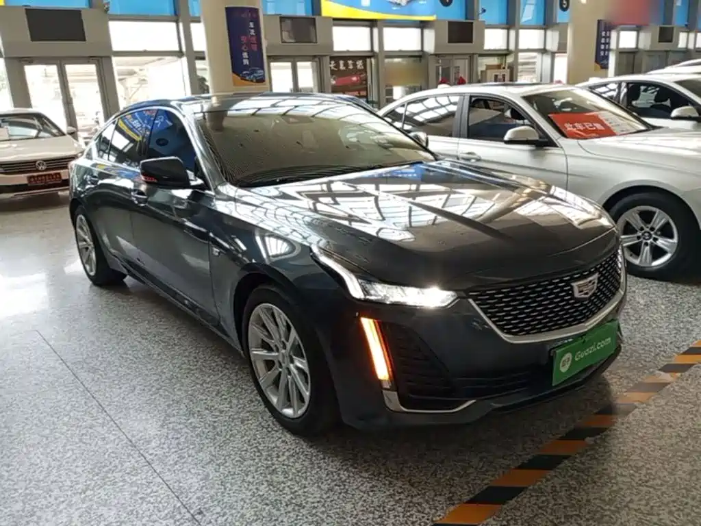 Cadillac CT5 — фото 4
