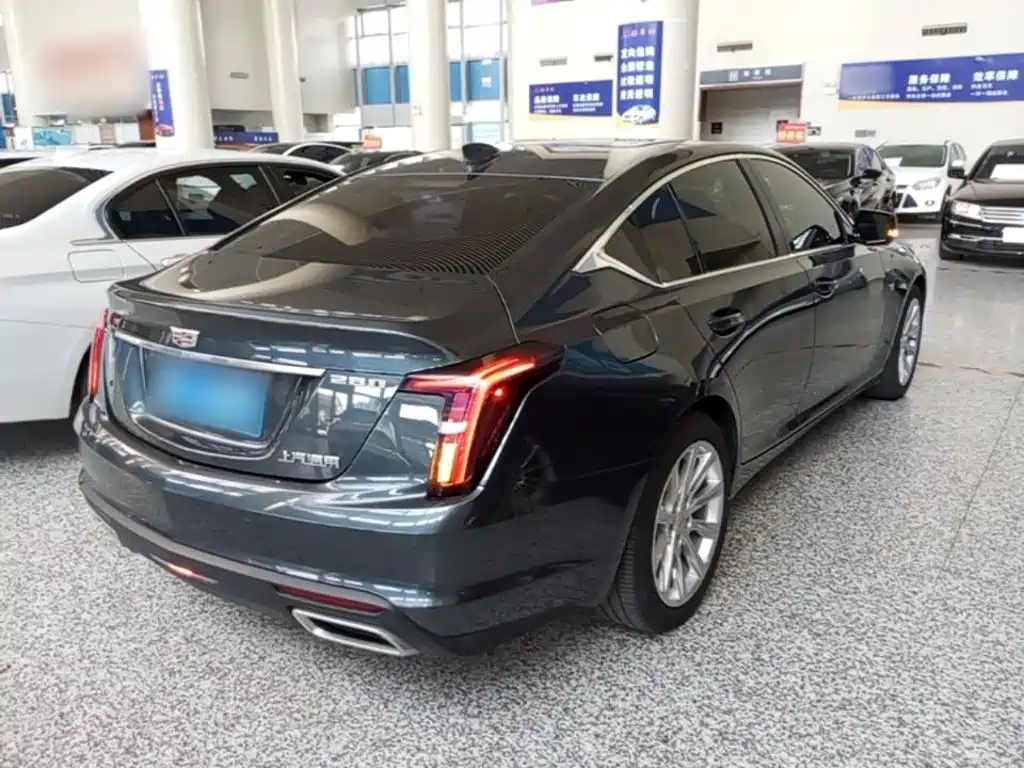 Cadillac CT5 — фото 7