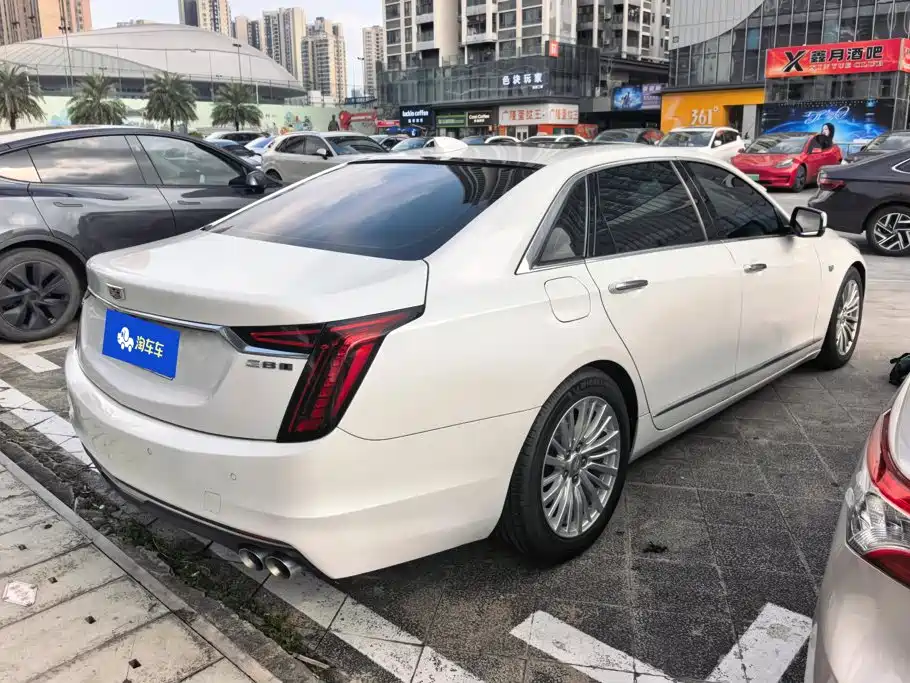 Cadillac CT6 — фото 3