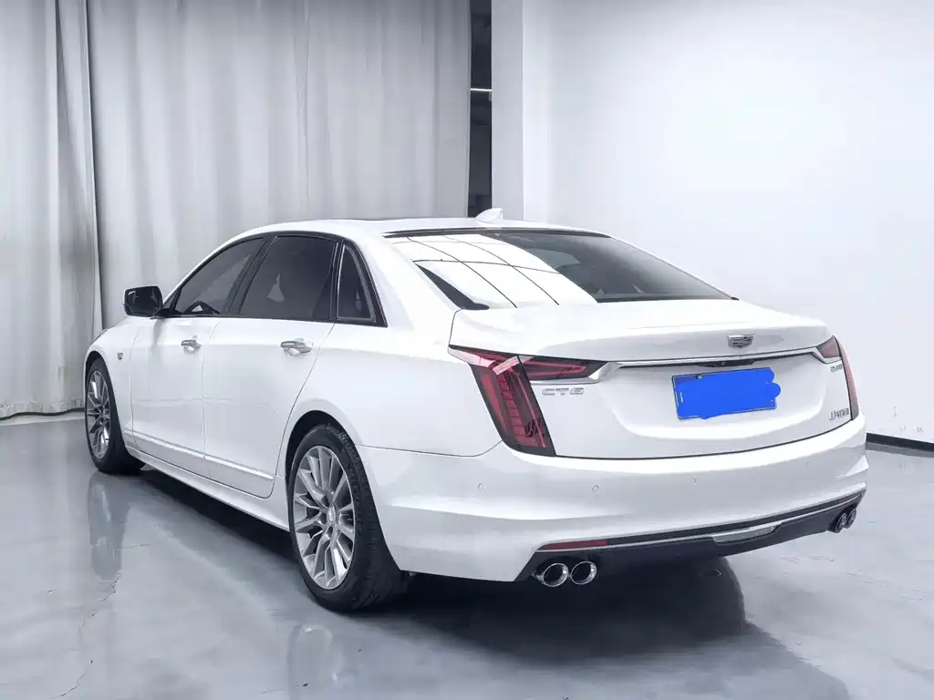 Cadillac CT6 — фото 3
