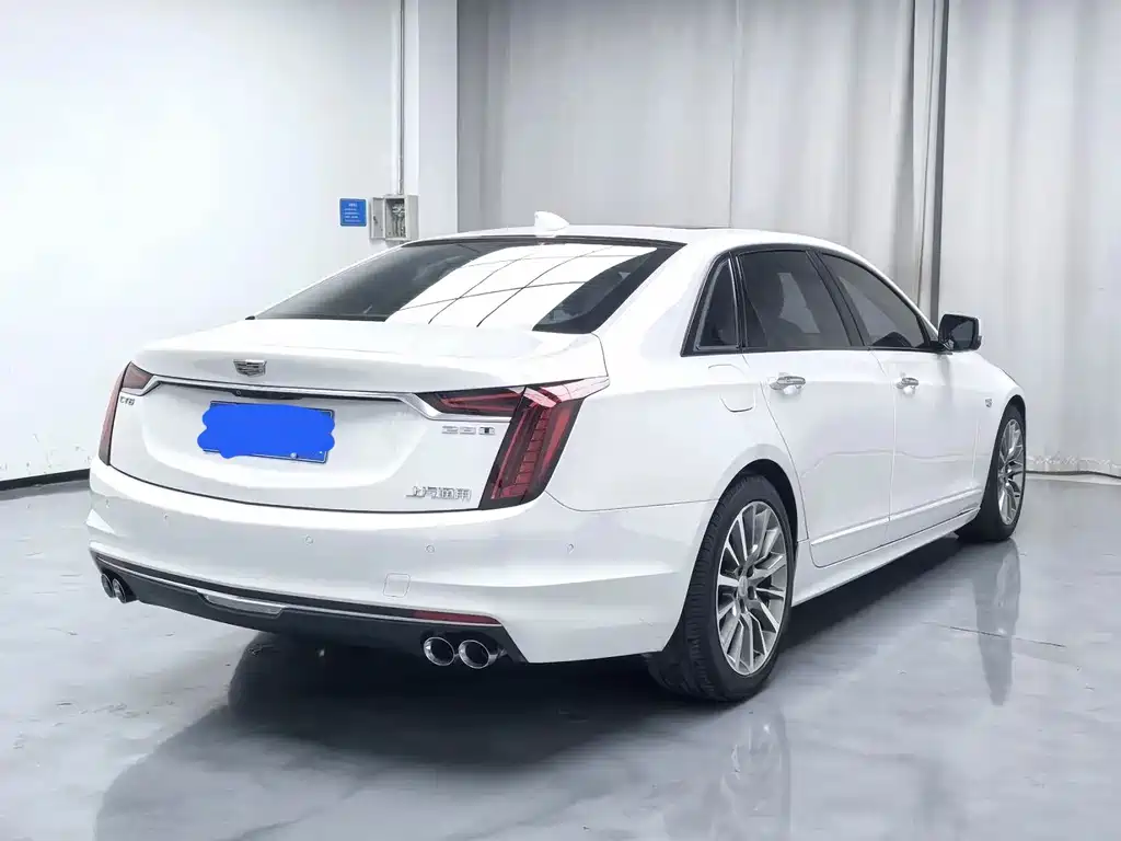 Cadillac CT6 — фото 5
