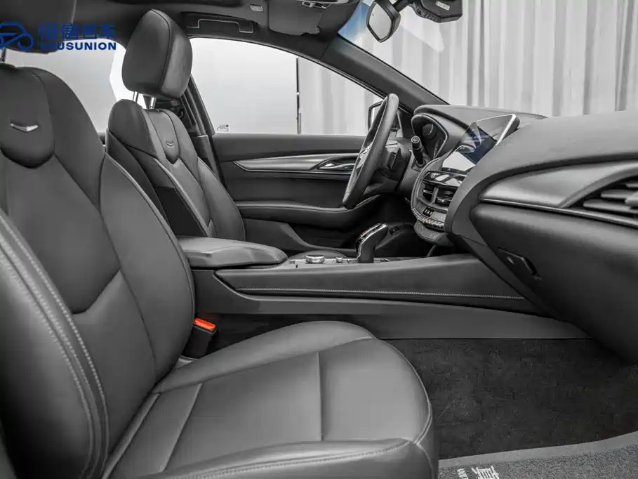 Cadillac CT5 — фото 15