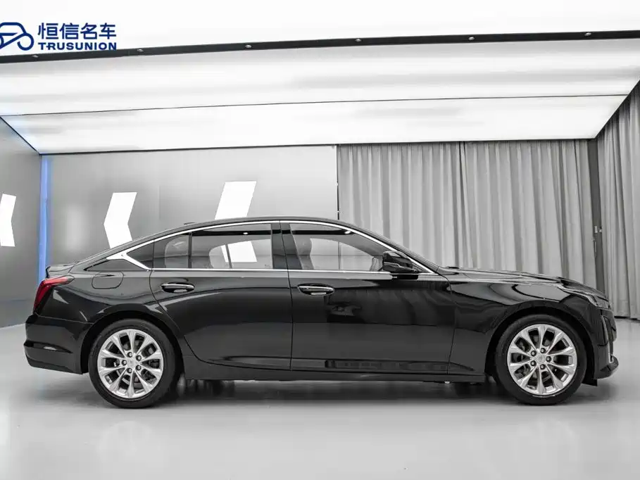 Cadillac CT5 — фото 4