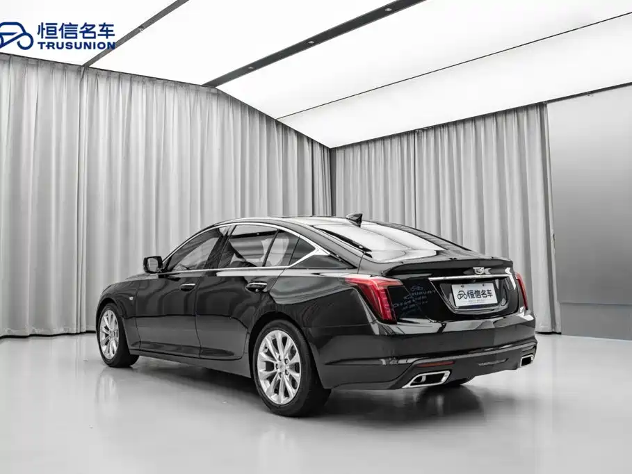 Cadillac CT5 — фото 7