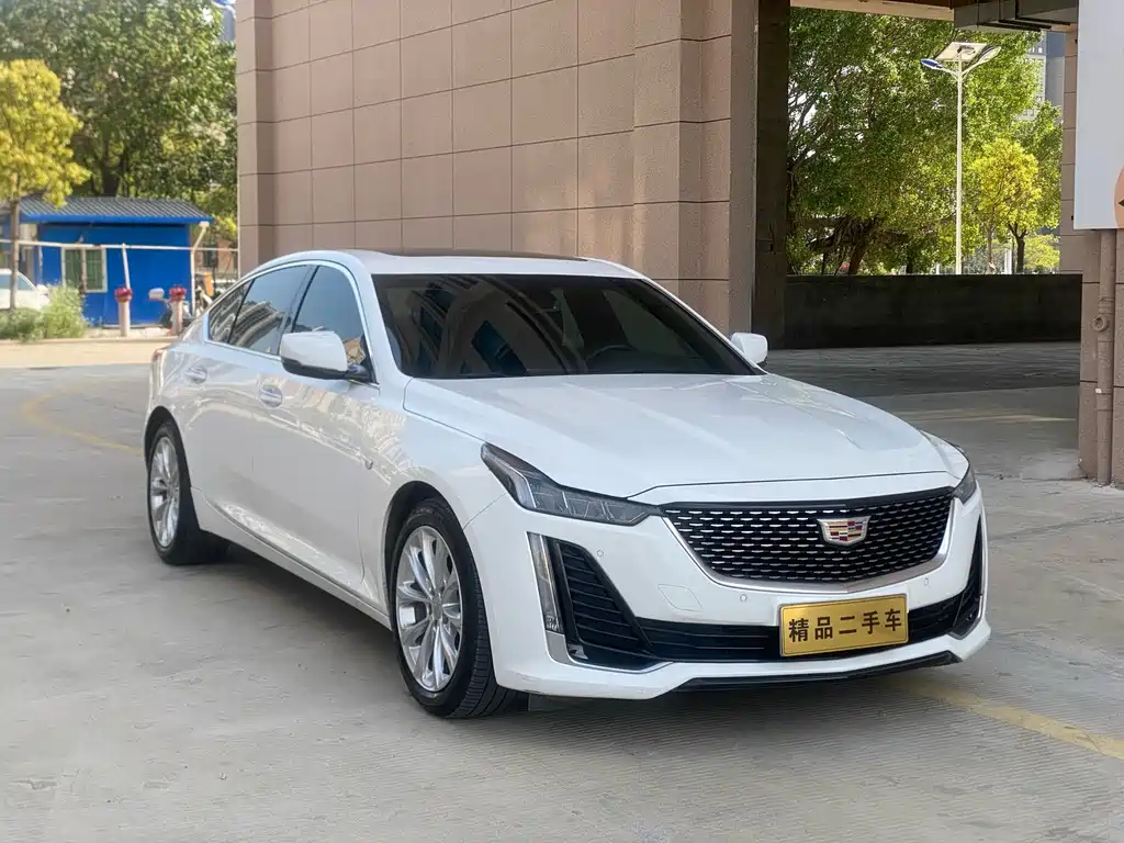 Cadillac CT5 — фото 3