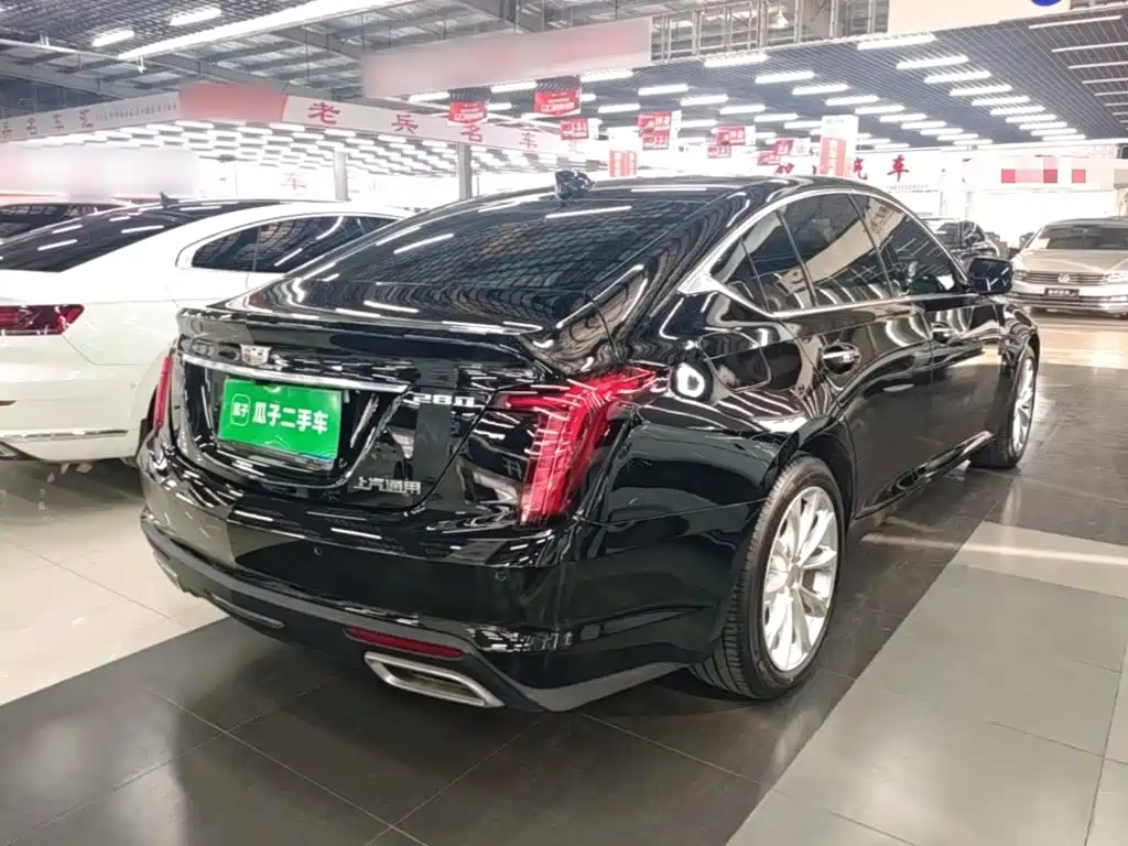 Cadillac CT5 — фото 7
