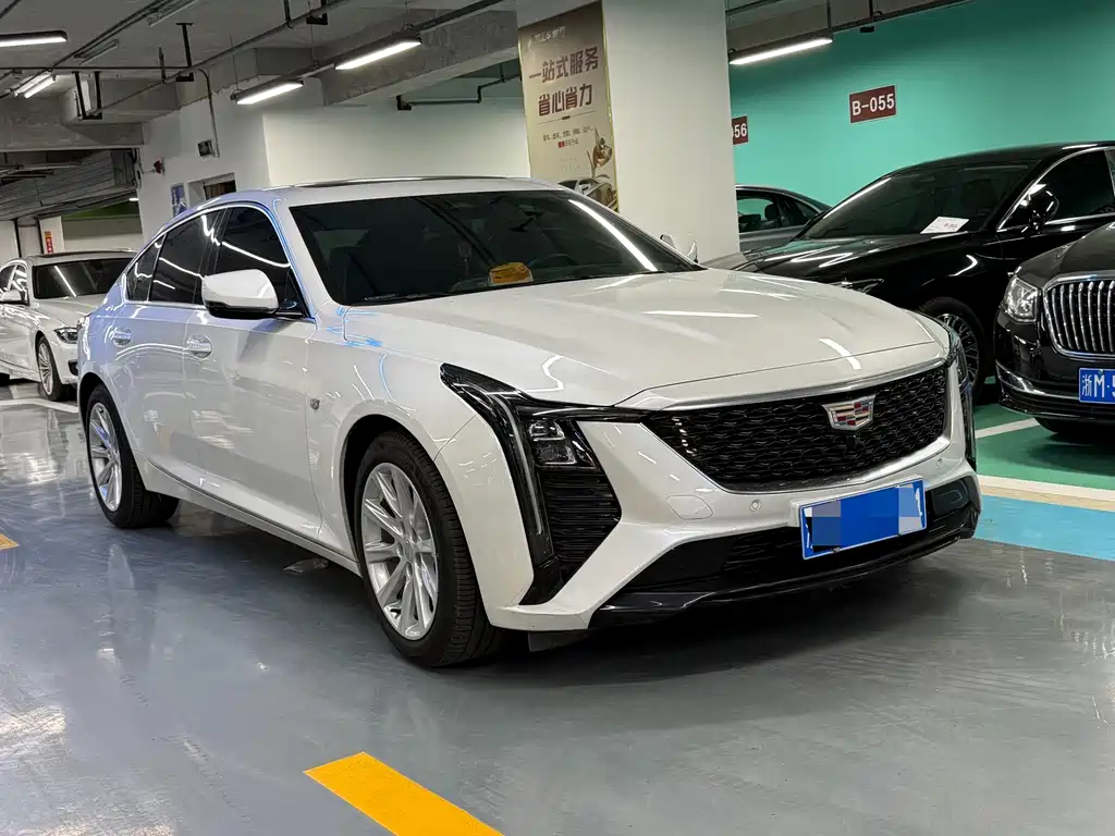 Cadillac CT5 — фото 3